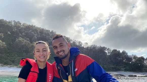 Nick Kyrgios đang tận hưởng cuộc sống riêng tư, không quan tâm đến yêu ghét của công chúng