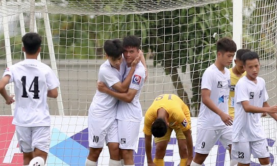 U17 Học viện Nutifood giành giành chiến thắng 4-2 trước SLNA