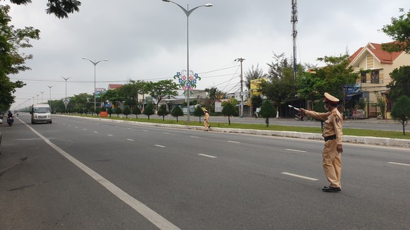 Đà Nẵng tăng cường kiểm soát phương tiện vào thành phố