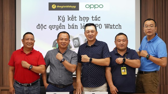 Lễ ký kết phân phối độc quyền OPPO Watch