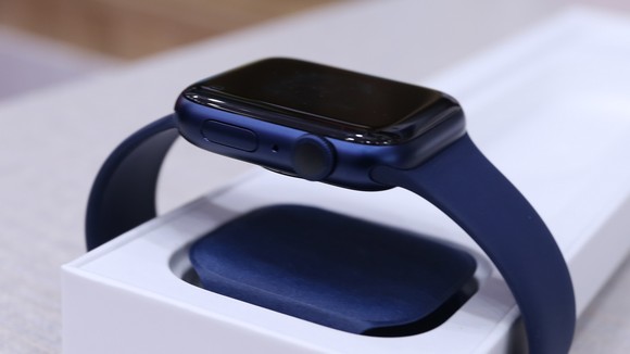 Apple Watch Series 6