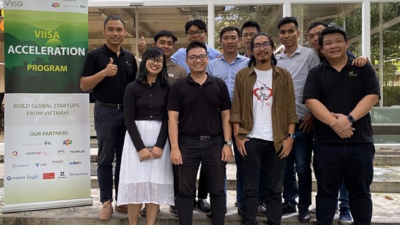 Các thành viên startup khoá 8
