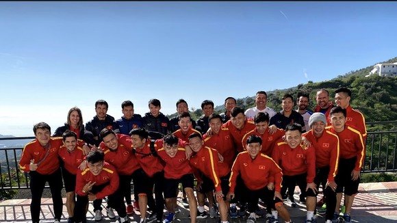 ĐT futsal Việt Nam có 2 ngày nghỉ vào cuối tuần. Ảnh: Anh Trần