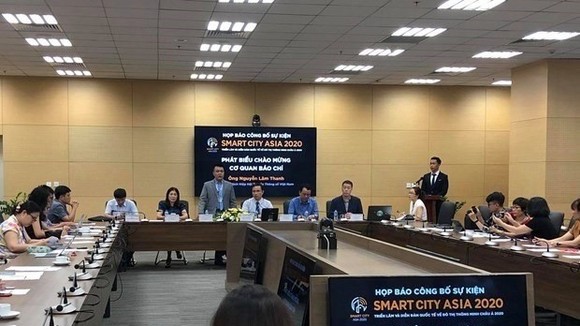 At the press conference (Photo: VNA)