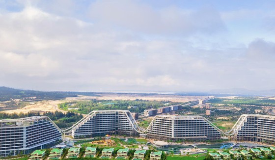 The complex of four five-star hotels with the country’s largets swimming pool that is 1km long