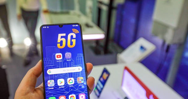 VinSmart chính thức ra mắt điện thoại 5G