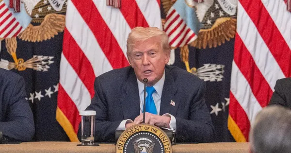  Tỷ lệ tín nhiệm Tổng thống Mỹ xuống mức thấp nhất từ đầu nhiệm kỳ hai 