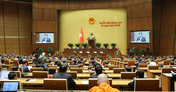 Ngày 3-12: Chính phủ trình Quốc hội sửa đổi, bổ sung thí điểm một số cơ chế, chính sách đặc thù phát triển TPHCM