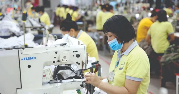 Kinh tế Việt Nam thích ứng tốt trước biến động