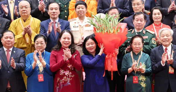 Đồng chí Bùi Thị Minh Hoài tiếp tục làm Chủ tịch Ủy ban Trung ương MTTQ Việt Nam khóa XI