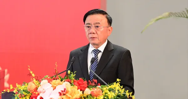 Bộ Chính trị quyết định giao hơn 1,87 triệu biên chế năm 2026