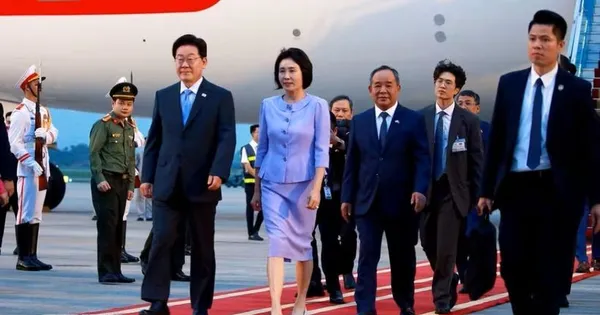 Tổng thống Hàn Quốc Lee Jae Myung cùng Phu nhân đến Hà Nội 