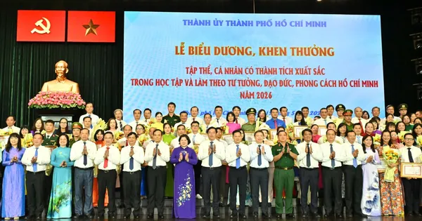 Tôn vinh những điển hình làm đẹp TPHCM