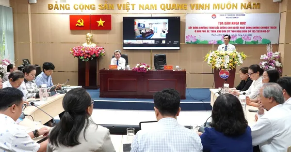 Bồi dưỡng cán bộ khu phố lấy thực hành làm trọng tâm