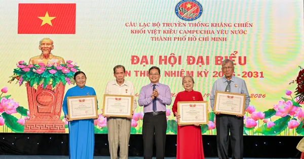 Tiếp tục ưu tiên chăm lo gia đình chính sách, gia đình liệt sĩ, người neo đơn