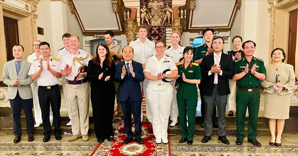 TPHCM đón tàu HMS SPEY nhân dịp Việt Nam - Anh kỷ niệm 1 năm nâng cấp quan hệ 