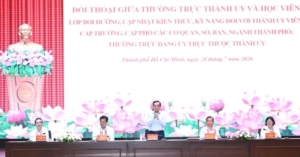 Bí thư Thành ủy TPHCM trực tiếp "gỡ" tâm lý e ngại, khơi thông bộ máy