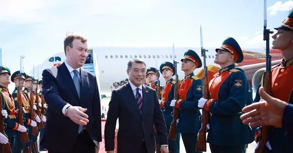 Thủ tướng Lê Minh Hưng đến Kazan dự Hội nghị Cấp cao kỷ niệm 35 năm quan hệ ASEAN-Nga