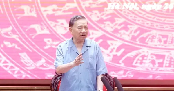 Thông qua dự thảo Báo cáo kết quả kiểm tra, giám sát (đợt 2) đối với Ban Thường vụ Thành ủy Hà Nội