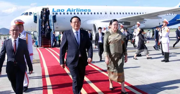 Thủ tướng Lào Sonexay Siphandone đến Hà Nội, bắt đầu thăm chính thức Việt Nam và dự AFF 2026