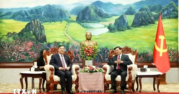 Phó Thủ tướng Thường trực Phạm Gia Túc thăm, làm việc tại Lào