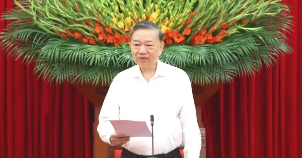 Hình thành năng lực nghiên cứu và tham mưu chiến lược đáp ứng yêu cầu phát triển đất nước
