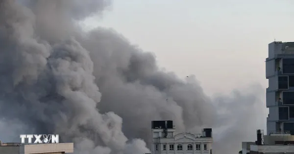 Mỹ đe dọa tấn công mạnh vào Iran tuần tới