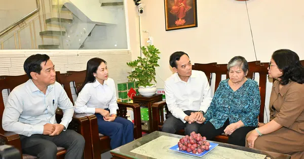 Bí thư Thành ủy TPHCM Trần Lưu Quang thăm các gia đình chính sách tiêu biểu