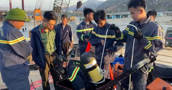 Khánh Hòa: 3 thuyền viên tử vong dưới hầm tàu chở hàng