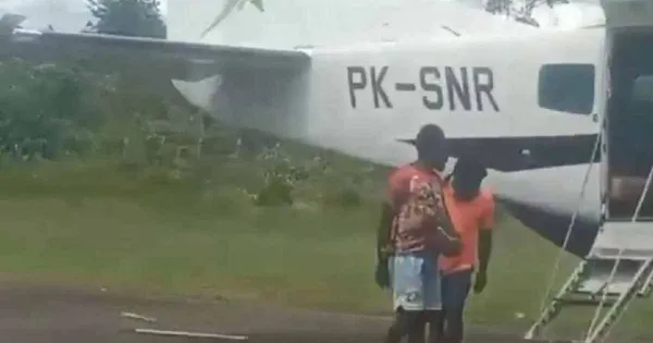 2 phi công Indonesia bị bắn chết