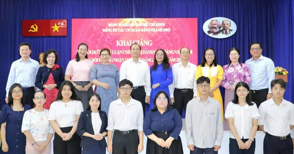 Trang bị kiến thức về Đảng cho gần 260 đảng viên mới và quần chúng ưu tú