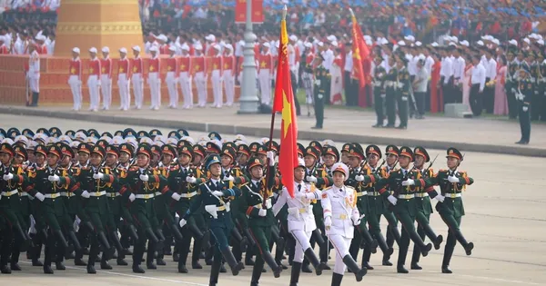 Tổ chức diễu binh, diễu hành mừng 100 năm ngày thành lập Đảng tại Quảng trường Ba Đình