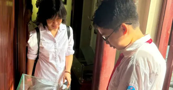 Những thế hệ lớn lên cùng đất nước