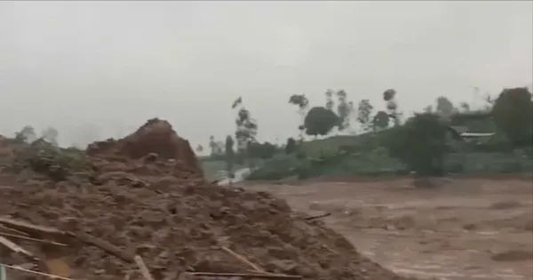 Lở đất và lũ quét tại Indonesia: 7 người thiệt mạng, 82 người mất tích