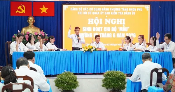 Sinh hoạt chi bộ: Gần dân, sát việc và tranh luận tích cực