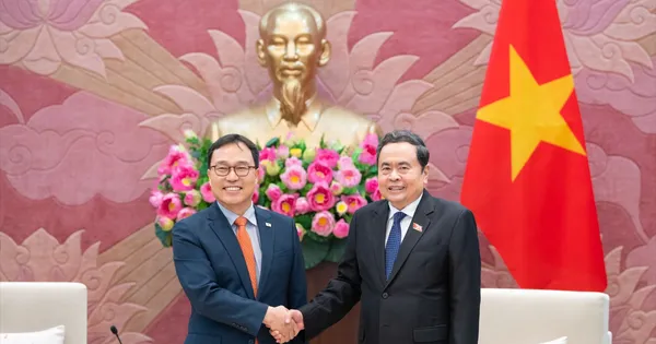 Chủ tịch Quốc hội Trần Thanh Mẫn tiếp Đại sứ Hàn Quốc và Đại sứ Canada tại Việt Nam