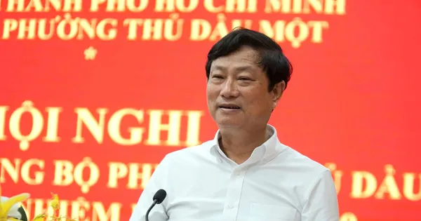 Chủ tịch HĐND TPHCM Võ Văn Minh giao KPI cho lãnh đạo phường Thủ Dầu Một