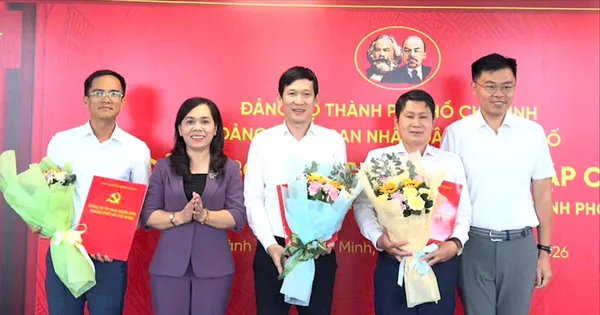 Thành lập Chi bộ cơ sở Cơ quan điều hành Trung tâm Tài chính quốc tế tại TPHCM