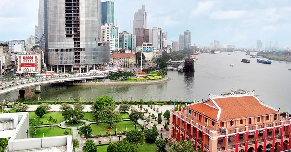 Khát vọng từ Bến Nhà Rồng