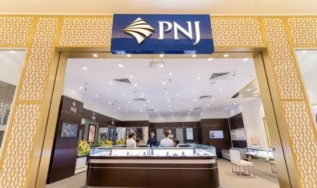 Nhà đầu tư bán tháo cổ phiếu PNJ