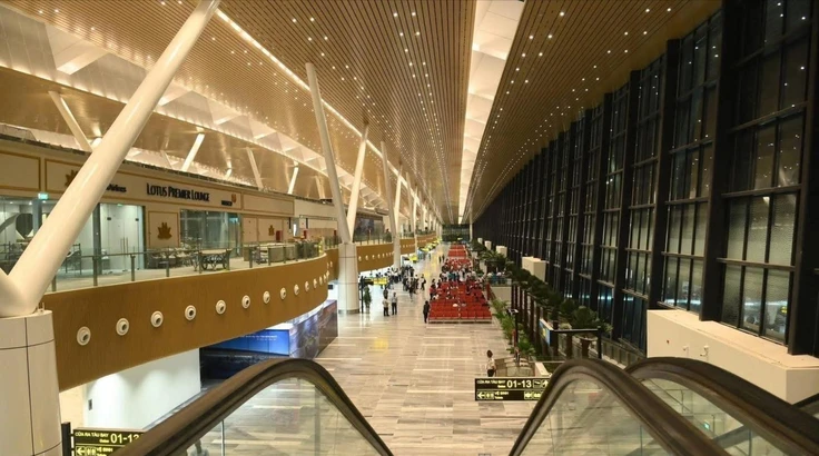 Yêu cầu xử lý dứt điểm tình trạng dột nước ở nhà ga T3
