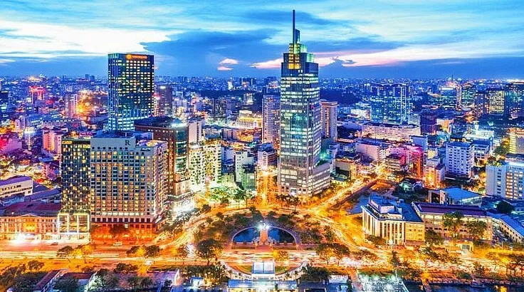 "Dock and Deck": Vietnam's Strategic Chance to Build an International Financial Center