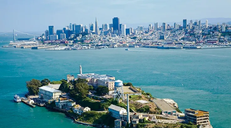 Nhà tù không lối thoát Alcatraz