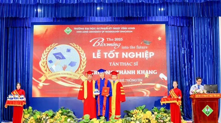 VLUTE trao bằng tốt nghiệp cho các tân cử nhân, kỹ sư, thạc sĩ