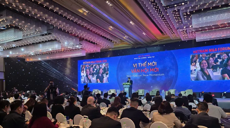 Quang cảnh diễn đàn Mua bán và sáp nhập doanh nghiệp Việt Nam lần thứ 17 năm 2025 (M&A Vietnam Forum 2025). 
