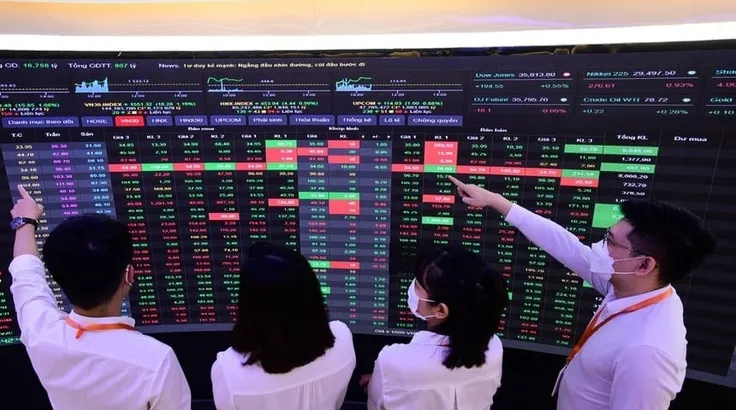 10 sự kiện chứng khoán tiêu biểu năm 2025 do nhà báo bình chọn