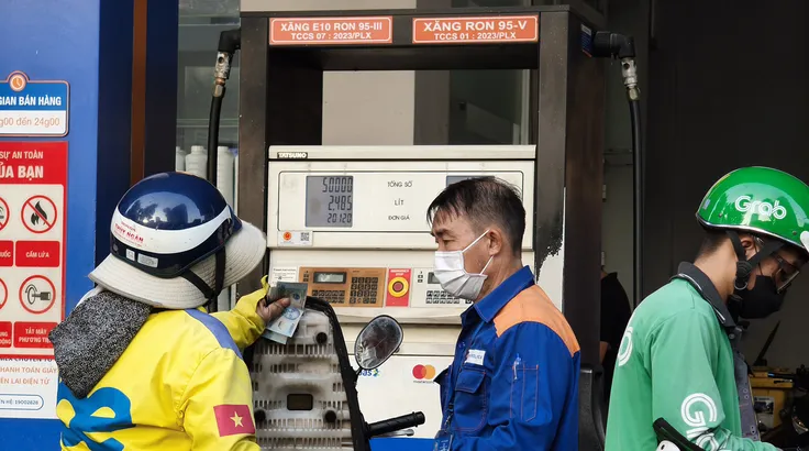 Xăng E10 phủ rộng điểm bán, tăng lượng tiêu thụ