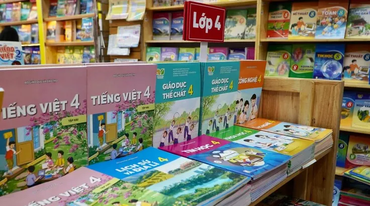 Các địa phương còn thiếu gần 4 triệu cuốn SGK. Ảnh: HẰNG THU