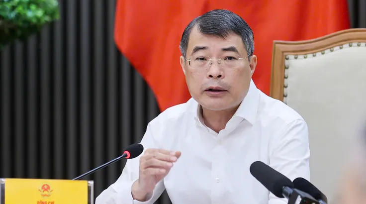 Thủ tướng yêu cầu công khai giá của từng chủng loại thiết bị, chủng loại thuốc. Ảnh: VIẾT CHUNG
