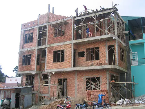 TPHCM xem xét miễn phép xây dựng nhà riêng lẻ cho một số trường hợp